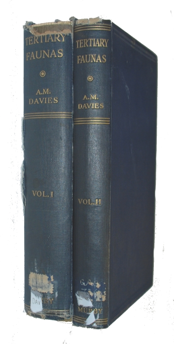 Davies, A.M. - Tertiary Faunas: A Textbook for Oilfield Palaeontologists and Students of Geology