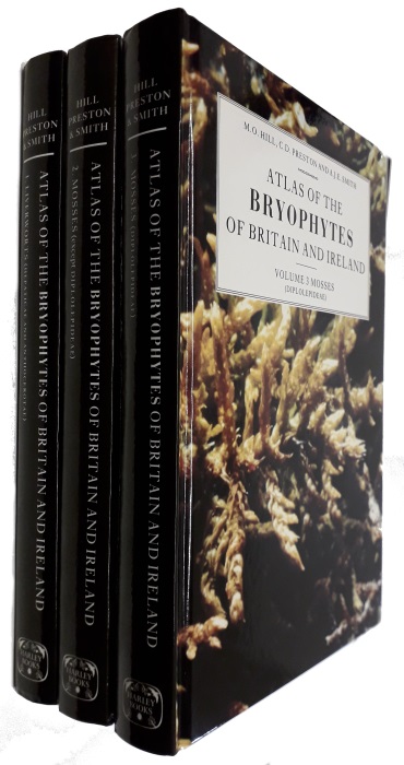 Hill, M.O.; Preston, C.D.; Smith, A.J.E. (Eds) - Atlas of Bryophytes of Britain and Ireland. Vol. 1-3