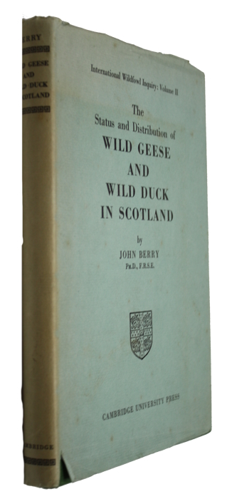 Berry, J. - The Status and Distribution of Wild Geese and Wild Duck in Scotland (International Wildfowl Inquiry Vol. II)