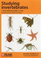 Studying Invertebrates (Naturalists' Handbooks 28)